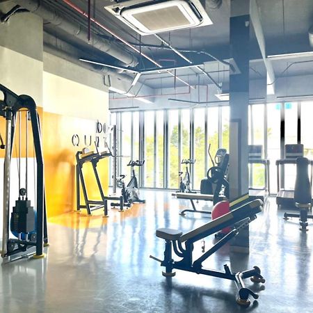Compass One Building - Luxury Apartments Ap Phu Tho Luaran gambar