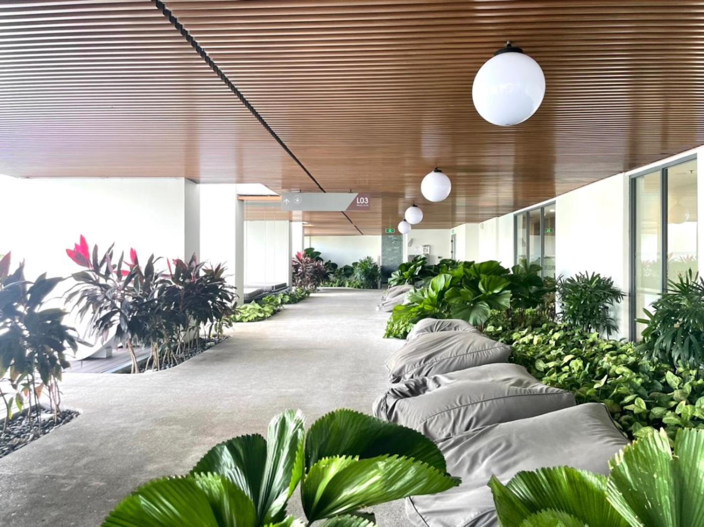 Compass One Building - Luxury Apartments Ap Phu Tho Luaran gambar