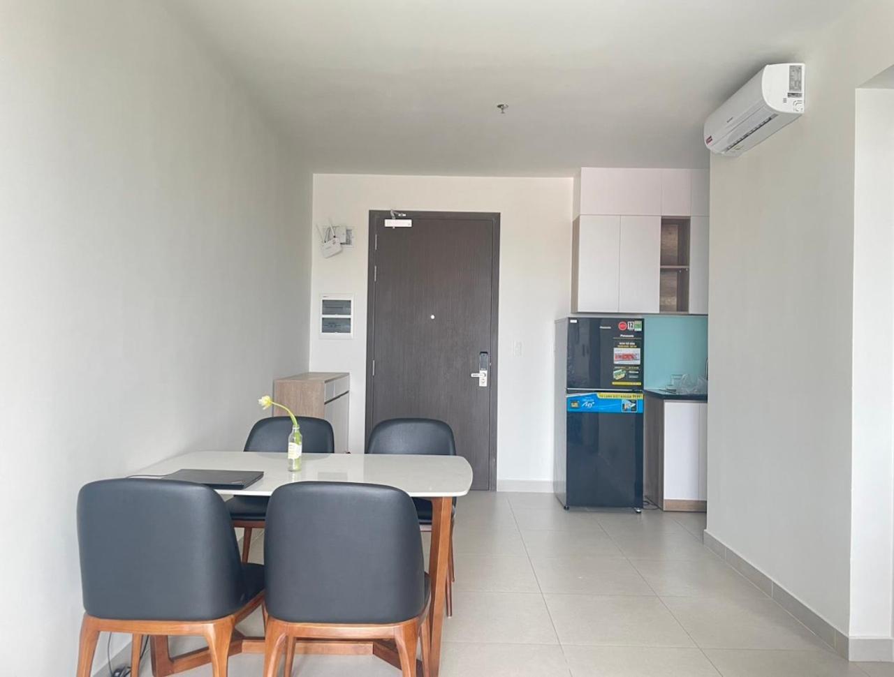 Compass One Building - Luxury Apartments Ap Phu Tho Luaran gambar